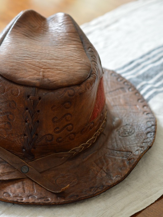 Handmade Tooled Leather Outback Hat Inlaid Woven Textile Fedora main image 4